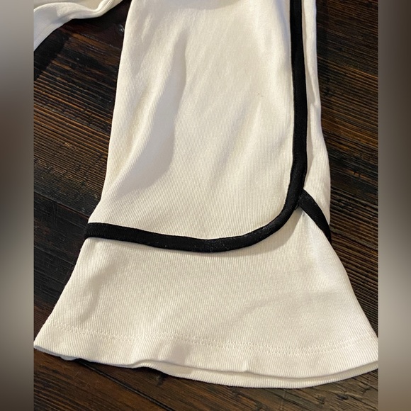 Rafaella Medium Scoop Neck Womens Top with Bell Sleeves - Picture 7 of 7